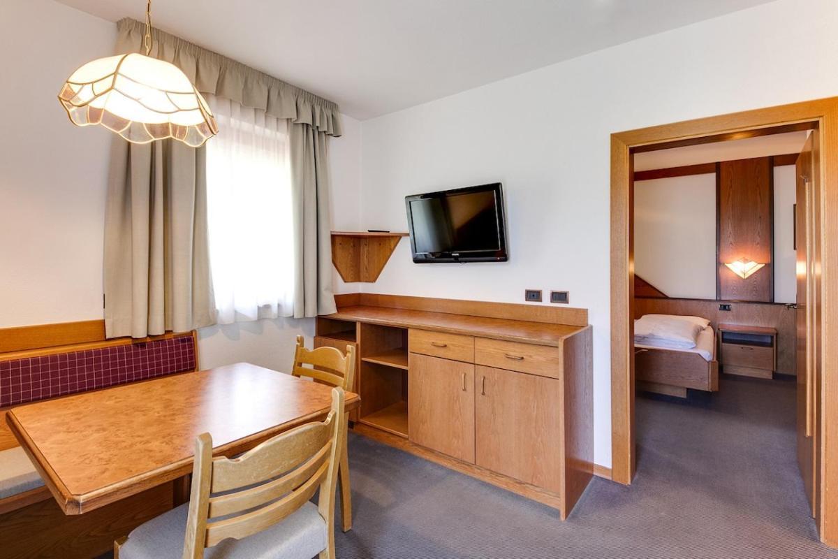 Smy Koflerhof Wellness & Spa Dolomiti Oberrasen Exteriör bild
